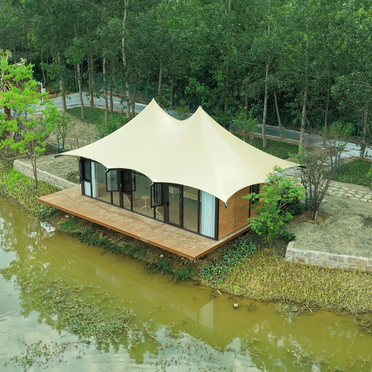What is a Scenic Luxury Glamping Hotel Tent? And How to Choose One