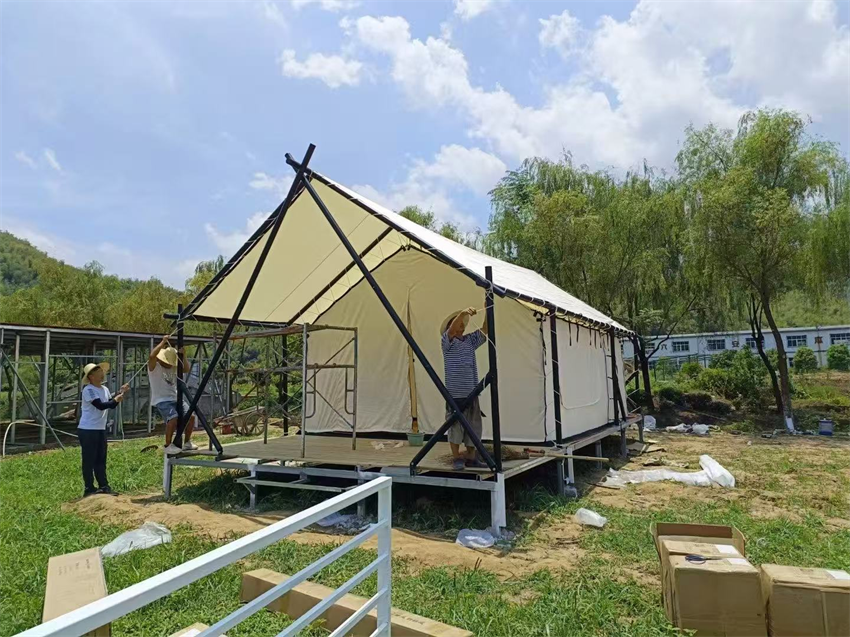 Luxury Safari Tent for Glamping Resort | Durable Canvas Tent for Outdoor Accommodation